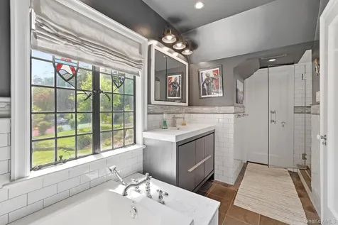 14 Overhill Road New Rochelle NY 10804