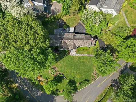 14 Overhill Road New Rochelle NY 10804