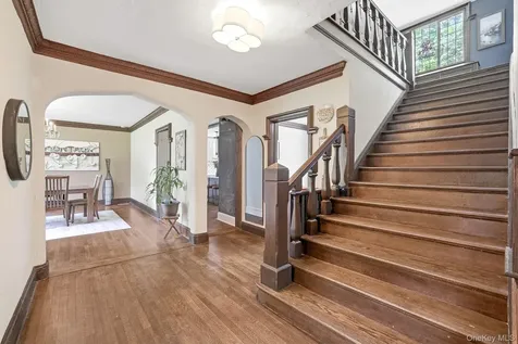 14 Overhill Road New Rochelle NY 10804