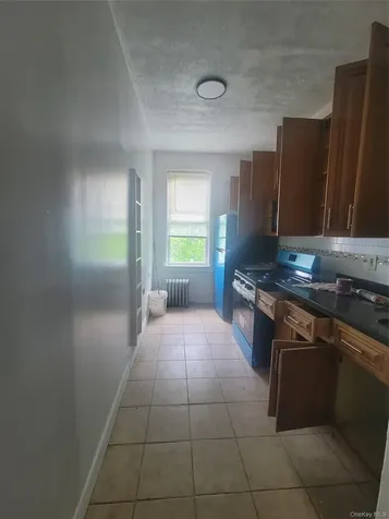 3553 Holland Avenue Bronx NY 10467
