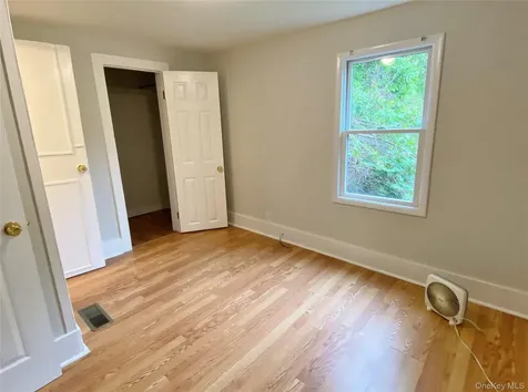 87 Snowden (Rear Cottage) Avenue Ossining NY 10562