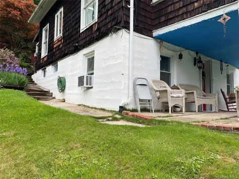 87 Snowden (Rear Cottage) Avenue Ossining NY 10562
