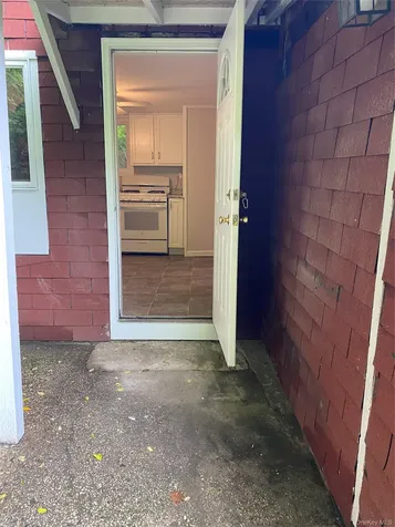 87 Snowden (Rear Cottage) Avenue Ossining NY 10562