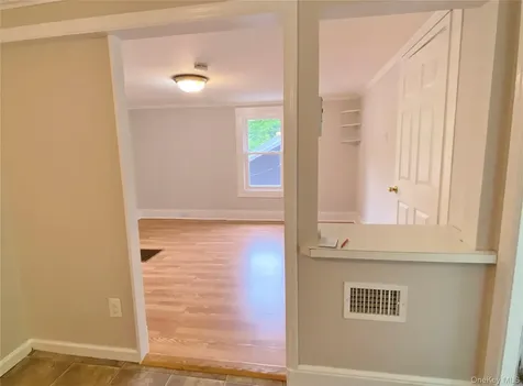 87 Snowden (Rear Cottage) Avenue Ossining NY 10562