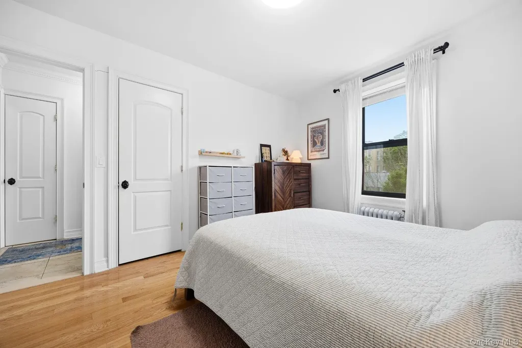 148-09 Northern Boulevard Flushing NY 11354