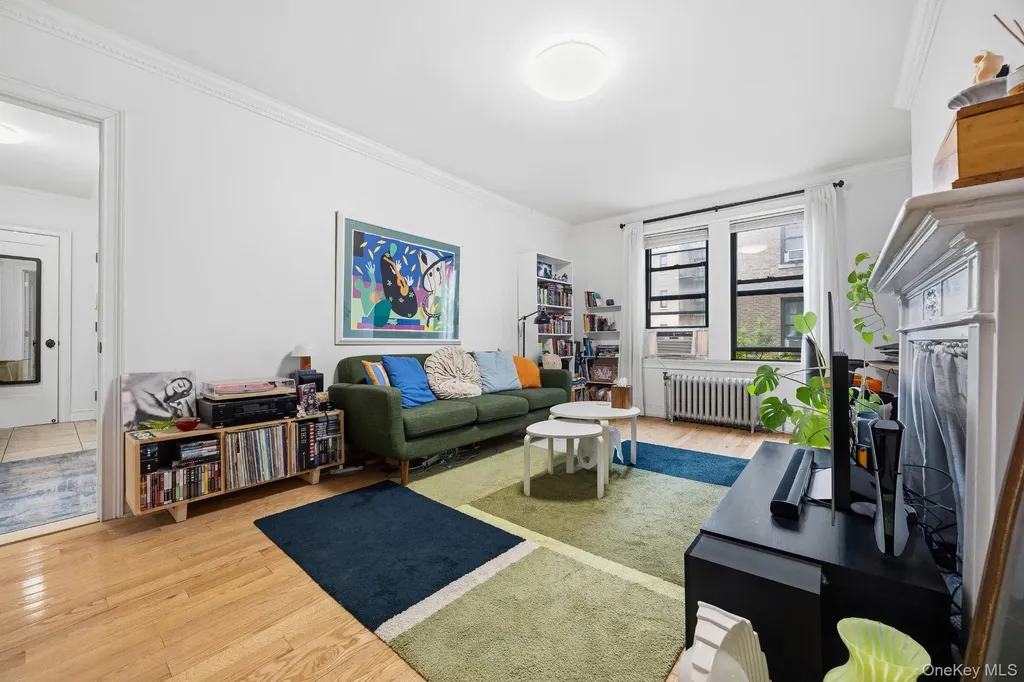 148-09 Northern Boulevard Flushing NY 11354