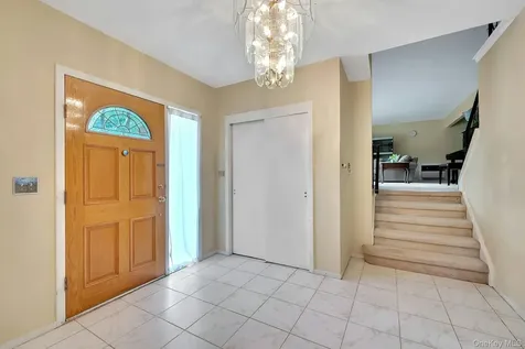247 S Healy Avenue Scarsdale NY 10583