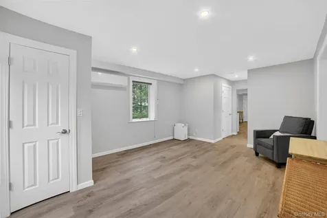 28 Lakeview Drive Yorktown Heights NY 10598