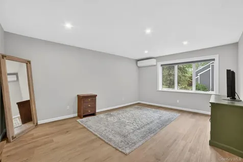 28 Lakeview Drive Yorktown Heights NY 10598