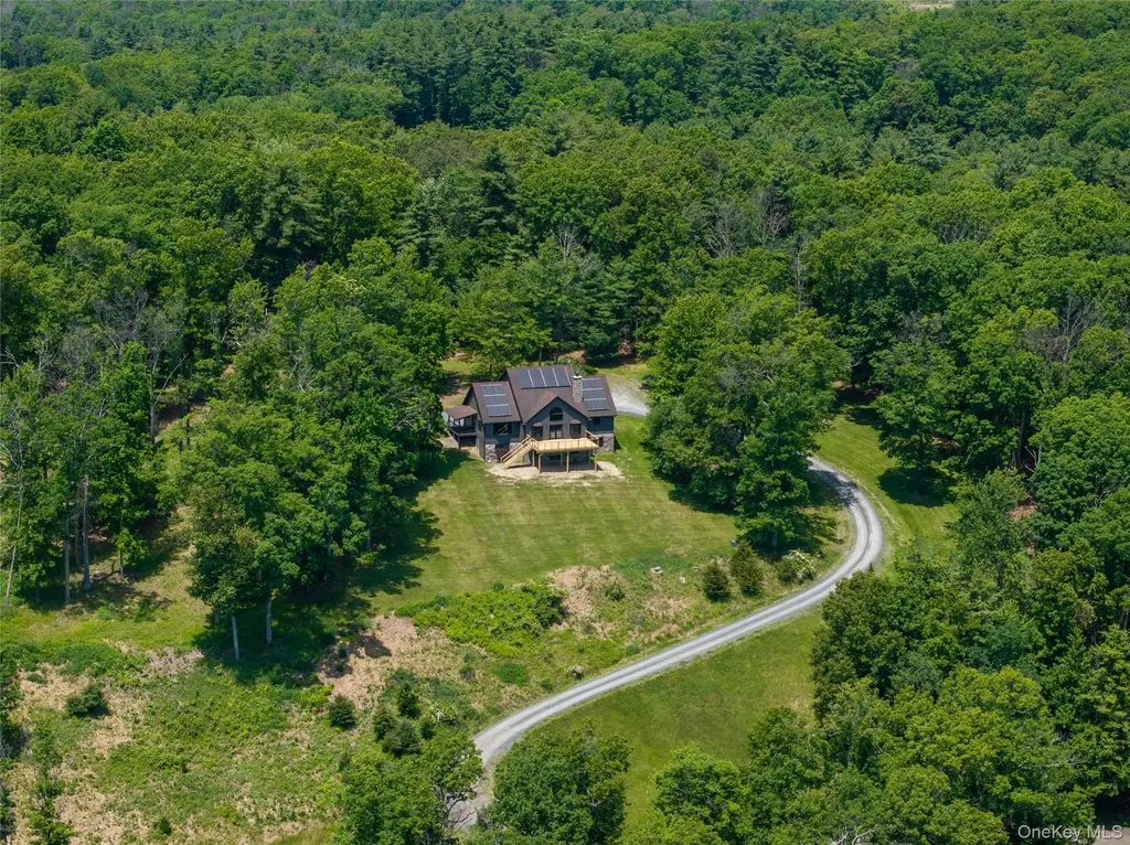 120 Rochester Center Road Accord NY 12404