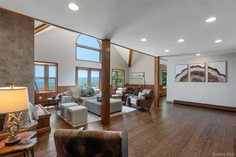 120 Rochester Center Road Accord NY 12404