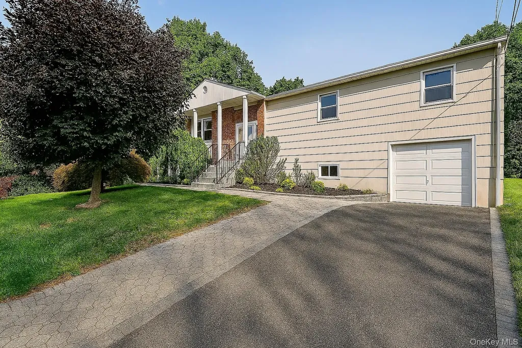 568 Manville Road Pleasantville NY 10570