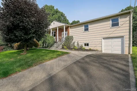 568 Manville Road Pleasantville NY 10570