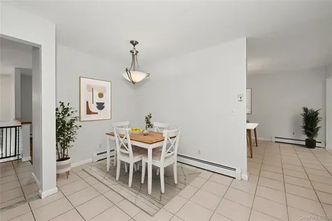 568 Manville Road Pleasantville NY 10570