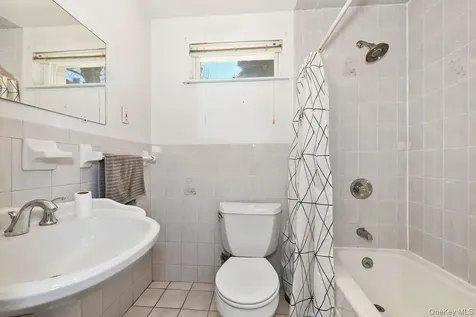 568 Manville Road Pleasantville NY 10570