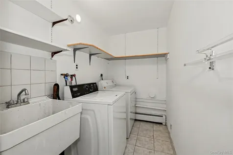 568 Manville Road Pleasantville NY 10570