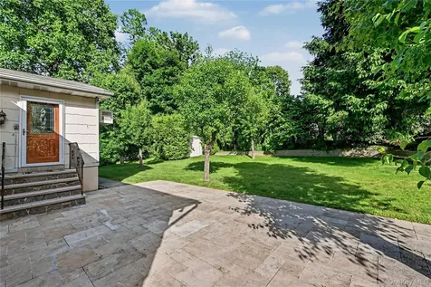 568 Manville Road Pleasantville NY 10570