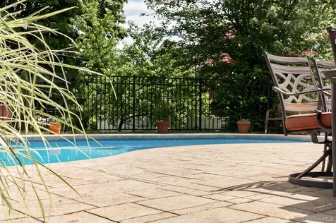 61 Merritt Kingston NY 12401
