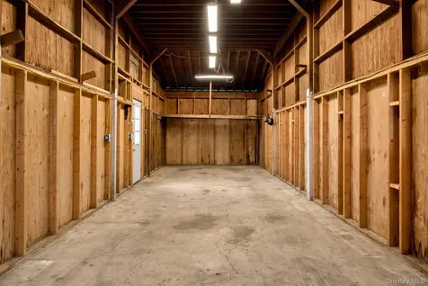 61 Merritt Kingston NY 12401