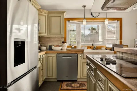 61 Merritt Kingston NY 12401