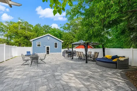 28 Weiner Street Staten Island NY 10309