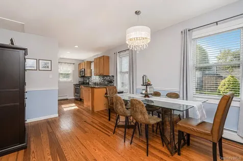 28 Weiner Street Staten Island NY 10309