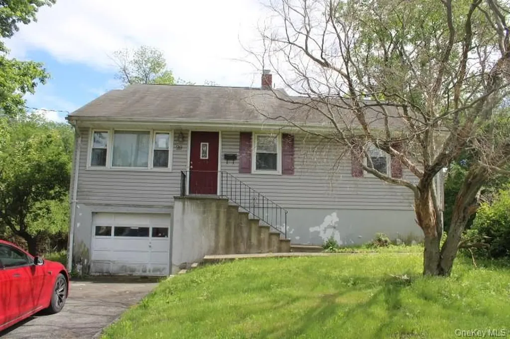 29 E Orchard Street Nanuet NY 10954