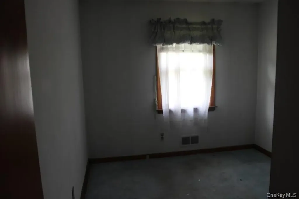29 E Orchard Street Nanuet NY 10954