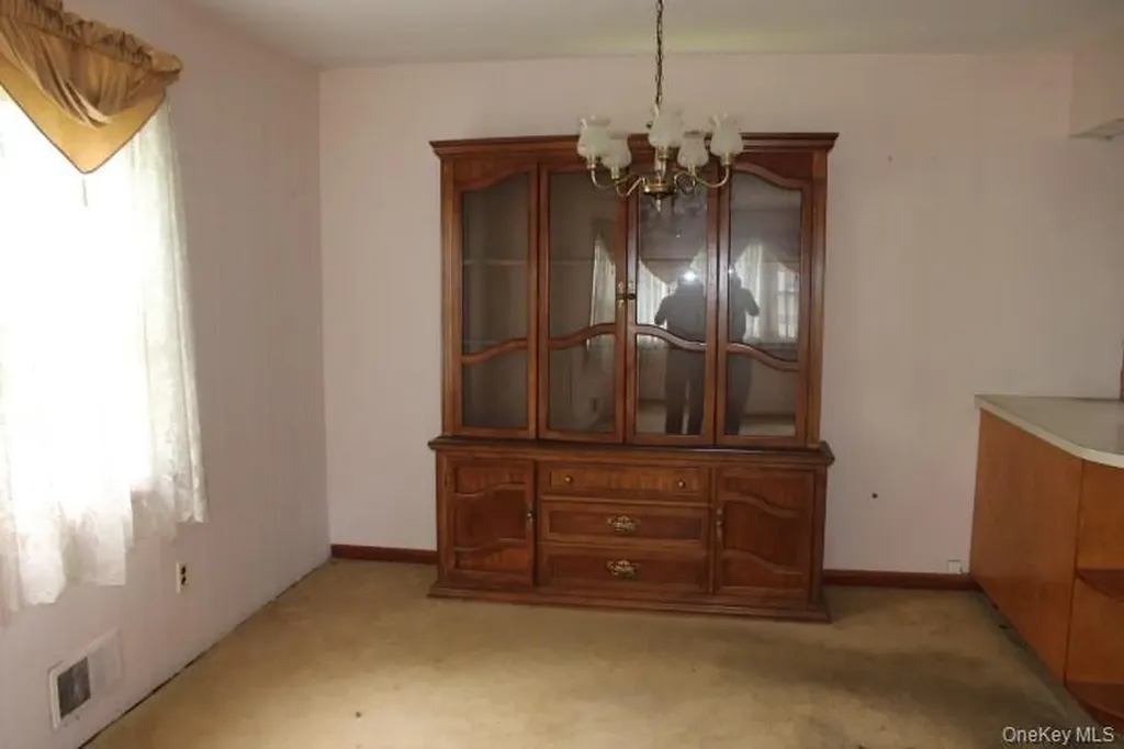 29 E Orchard Street Nanuet NY 10954