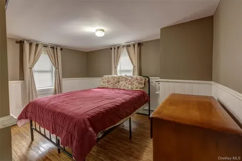 4 Low Road Wallkill NY 12589