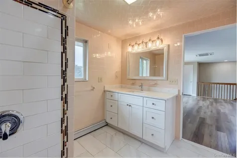 4 Low Road Wallkill NY 12589