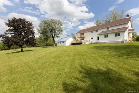 4 Low Road Wallkill NY 12589