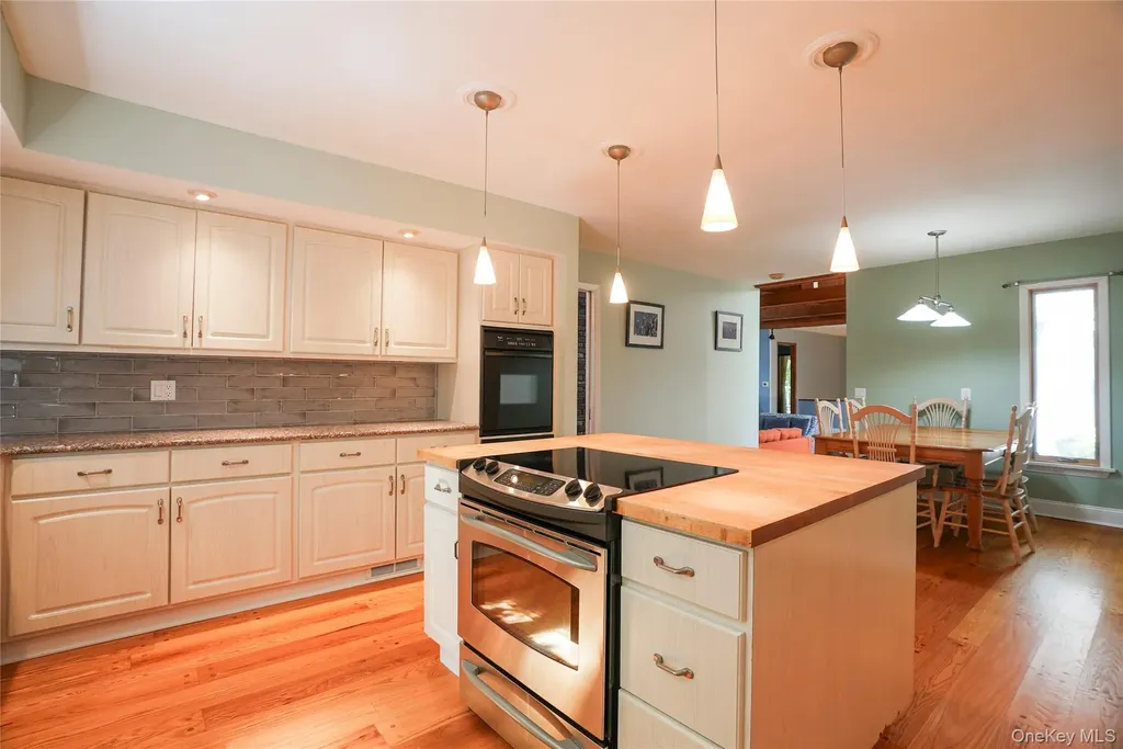 22 Peters Lane Pound Ridge NY 10576