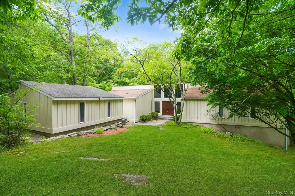 22 Peters Lane Pound Ridge NY 10576