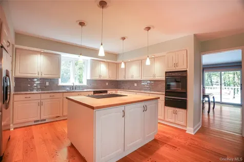 22 Peters Lane Pound Ridge NY 10576