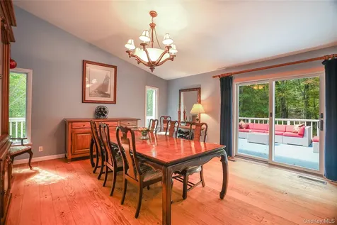 22 Peters Lane Pound Ridge NY 10576