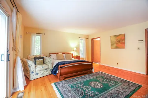 22 Peters Lane Pound Ridge NY 10576