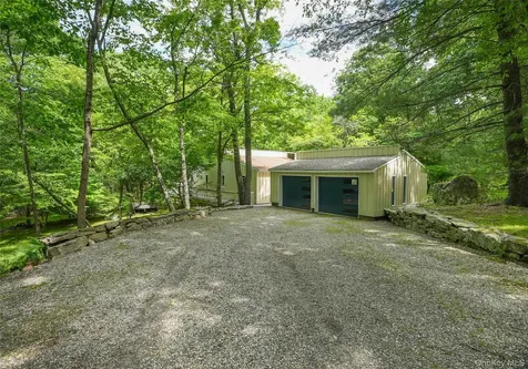 22 Peters Lane Pound Ridge NY 10576