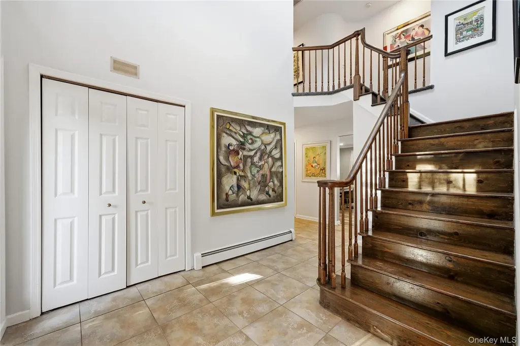 10 Weatherstone Way Smithtown NY 11787