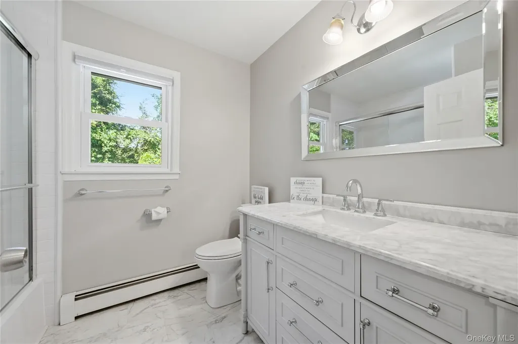 10 Weatherstone Way Smithtown NY 11787
