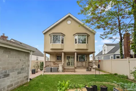 7631 264th Street New Hyde Park NY 11004