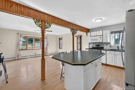 20 Glen Drive Wappingers Falls NY 12590