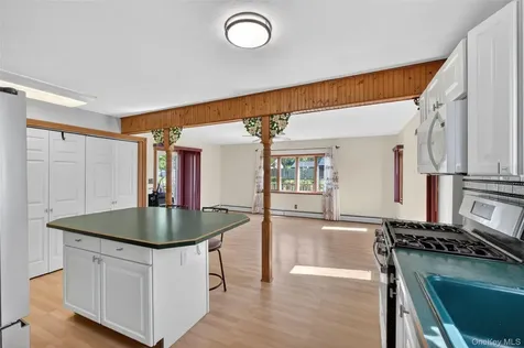 20 Glen Drive Wappingers Falls NY 12590