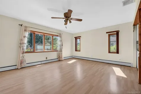 20 Glen Drive Wappingers Falls NY 12590