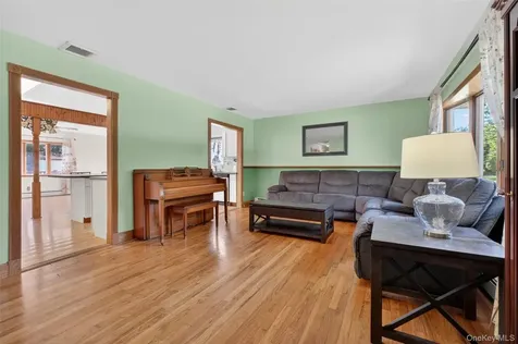 20 Glen Drive Wappingers Falls NY 12590