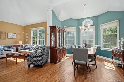 11 Augusta Drive Cortlandt Manor NY 10567
