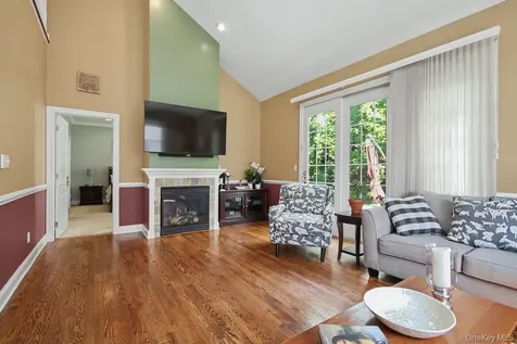11 Augusta Drive Cortlandt Manor NY 10567