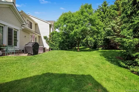 11 Augusta Drive Cortlandt Manor NY 10567