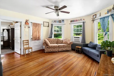 126 Babbitt Road Bedford Hills NY 10507