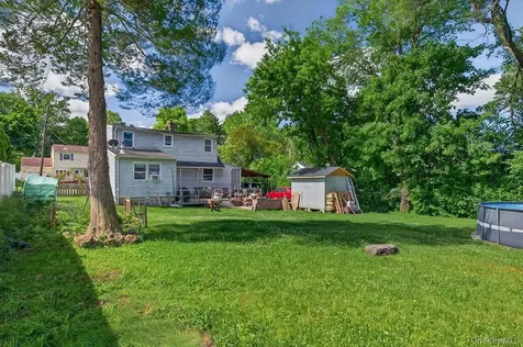 27 Tomahawk Drive White Plains NY 10603